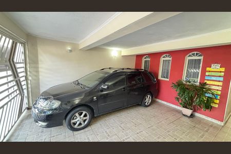 Casa à venda com 194m², 4 quartos e 2 vagas Casa à venda com 194m², 4 quartos e 2 vagasGaragem