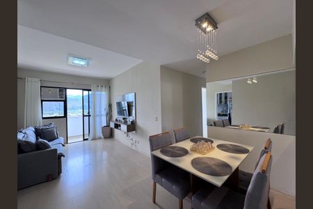 Sala de apartamento à venda com 2 quartos, 84m² em Barra da Tijuca, Rio de Janeiro