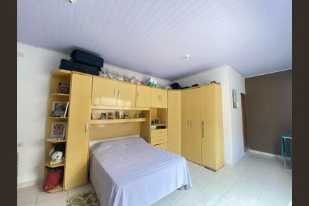 Casa à venda com 130m², 3 quartos e 3 vagas Casa à venda com 130m², 3 quartos e 3 vagasSuite 1