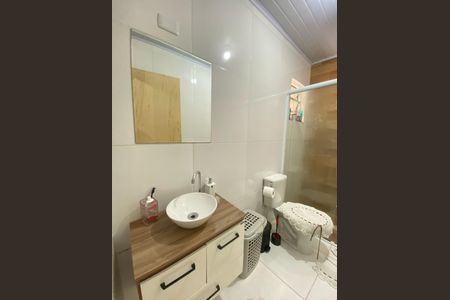 Casa à venda com 130m², 3 quartos e 3 vagas Casa à venda com 130m², 3 quartos e 3 vagasBanheiro Suite 2