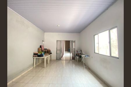 Casa à venda com 130m², 3 quartos e 3 vagas Casa à venda com 130m², 3 quartos e 3 vagasCorredor