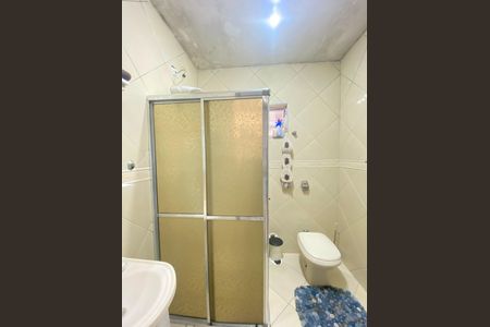 Casa à venda com 130m², 3 quartos e 3 vagas Casa à venda com 130m², 3 quartos e 3 vagasBanheiro Social