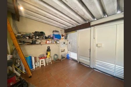 Casa à venda com 130m², 3 quartos e 3 vagas Casa à venda com 130m², 3 quartos e 3 vagasGaragem