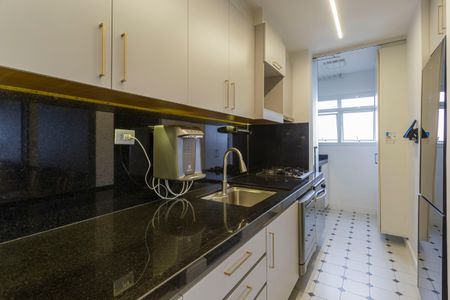 Apartamento à venda com 118m², 2 quartos e 2 vagasCozinha