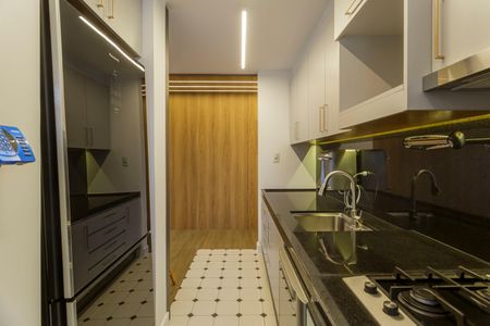 Apartamento à venda com 118m², 2 quartos e 2 vagasCozinha