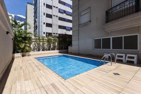 Apartamento à venda com 118m², 2 quartos e 2 vagasÁrea comum - Piscina