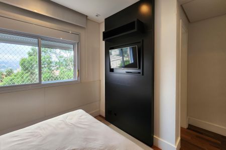 Apartamento à venda com 243m², 3 quartos e 3 vagasSuíte 1