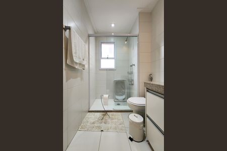 Apartamento à venda com 243m², 3 quartos e 3 vagasBanheiro da Suíte 2