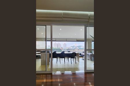 Apartamento à venda com 243m², 3 quartos e 3 vagasVaranda Gourmet