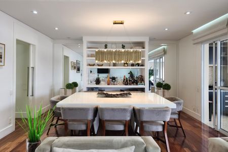 Apartamento à venda com 243m², 3 quartos e 3 vagasSala