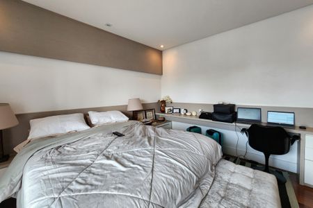 Apartamento à venda com 243m², 3 quartos e 3 vagasSuíte 3