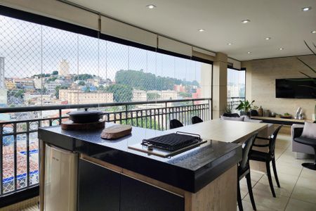 Apartamento à venda com 243m², 3 quartos e 3 vagasVista