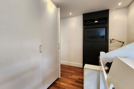 Apartamento à venda com 243m², 3 quartos e 3 vagasSuíte 2