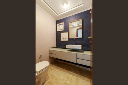 Apartamento para alugar com 214m², 3 quartos e 4 vagas Apartamento para alugar com 214m², 3 quartos e 4 vagasLavabo da sala