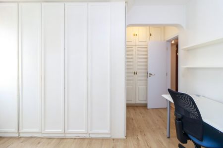 Apartamento para alugar com 214m², 3 quartos e 4 vagas Apartamento para alugar com 214m², 3 quartos e 4 vagasSuíte 2