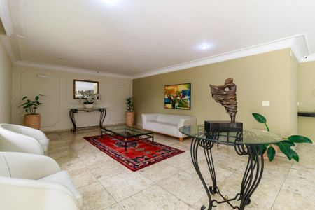 Apartamento para alugar com 214m², 3 quartos e 4 vagas Apartamento para alugar com 214m², 3 quartos e 4 vagasÁrea comum - Hall Social