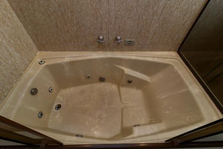 Apartamento para alugar com 214m², 3 quartos e 4 vagas Apartamento para alugar com 214m², 3 quartos e 4 vagasBanheiro da Suíte