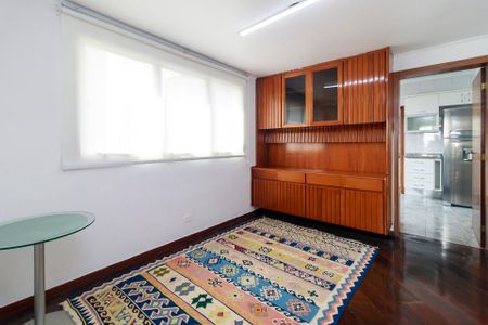 Apartamento para alugar com 214m², 3 quartos e 4 vagas Apartamento para alugar com 214m², 3 quartos e 4 vagasCopa