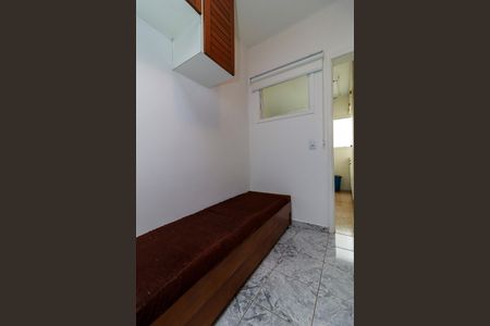 Apartamento para alugar com 214m², 3 quartos e 4 vagas Apartamento para alugar com 214m², 3 quartos e 4 vagasQuarto de Serviço