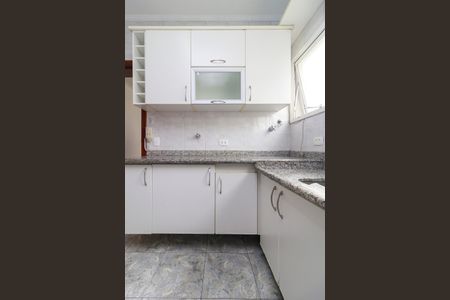 Apartamento para alugar com 214m², 3 quartos e 4 vagas Apartamento para alugar com 214m², 3 quartos e 4 vagasCozinha