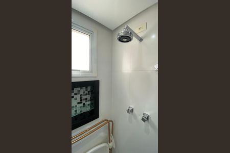 Apartamento à venda com 134m², 3 quartos e 3 vagas Apartamento à venda com 134m², 3 quartos e 3 vagasBanheiro da Suíte 2