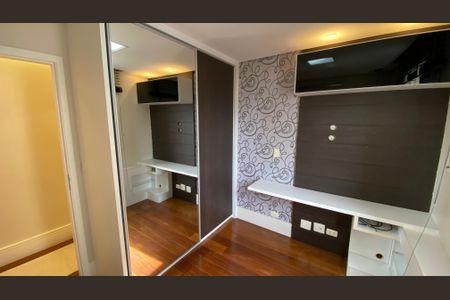 Apartamento à venda com 134m², 3 quartos e 3 vagas Apartamento à venda com 134m², 3 quartos e 3 vagasSuite 2