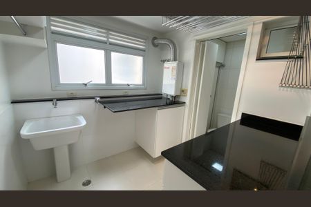 Apartamento à venda com 134m², 3 quartos e 3 vagas Apartamento à venda com 134m², 3 quartos e 3 vagasÁrea de Serviço