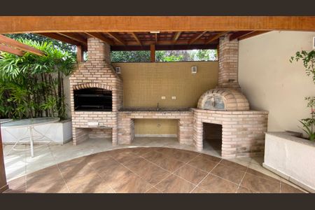 Apartamento à venda com 134m², 3 quartos e 3 vagas Apartamento à venda com 134m², 3 quartos e 3 vagasChurrasqueira