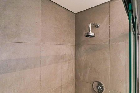 Studio à venda com 37m², 0 quarto e 1 vaga Studio à venda com 37m², 0 quarto e 1 vagaBanheiro