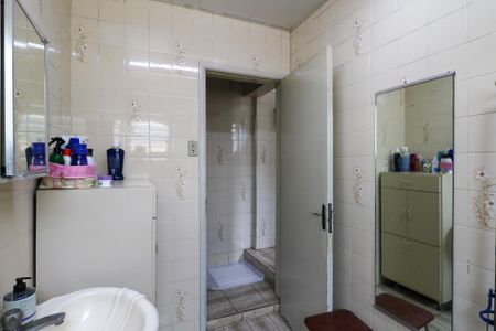 Casa à venda com 78m², 2 quartos e 1 vagaBanheiro