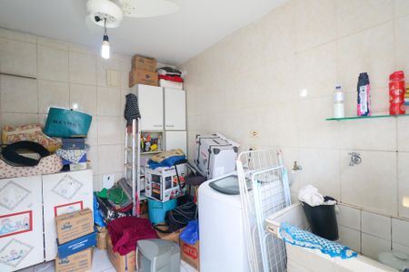 Casa à venda com 78m², 2 quartos e 1 vagaÁrea de Serviço