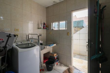 Casa à venda com 78m², 2 quartos e 1 vagaÁrea de Serviço