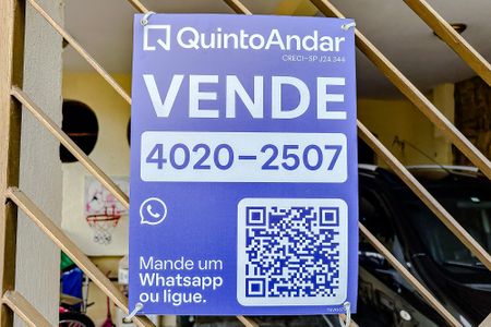 Casa à venda com 210m², 3 quartos e 2 vagasPlaquinha