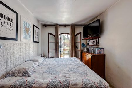 Casa à venda com 210m², 3 quartos e 2 vagasQuarto 1 - Suíte