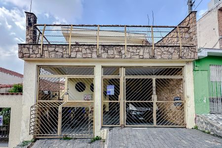 Casa à venda com 210m², 3 quartos e 2 vagasFachada - Plaquinha