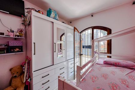 Casa à venda com 210m², 3 quartos e 2 vagasQuarto 2