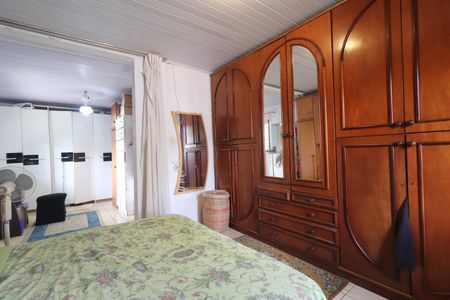 Casa à venda com 130m², 2 quartos e 3 vagasQuarto 01