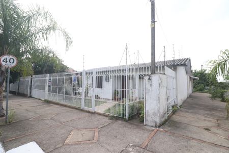 Casa à venda com 130m², 2 quartos e 3 vagasFachada 02