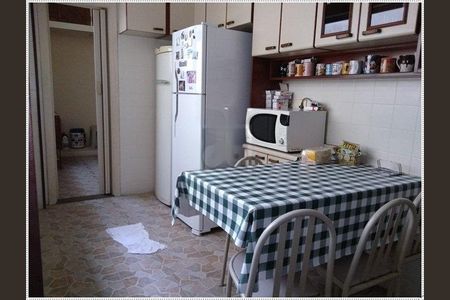 Apartamento à venda com 218m², 3 quartos e sem vaga