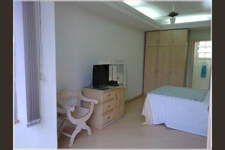Apartamento à venda com 218m², 3 quartos e sem vaga