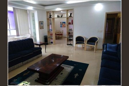 Apartamento à venda com 218m², 3 quartos e sem vaga