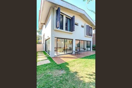 Casa à venda com 357m², 4 quartos e 6 vagas