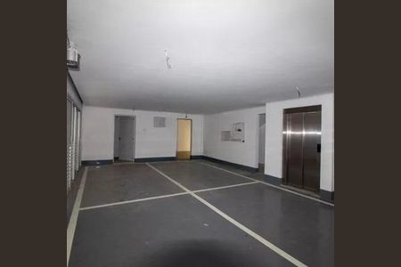 Casa de condomínio à venda com 637m², 4 quartos e 4 vagas