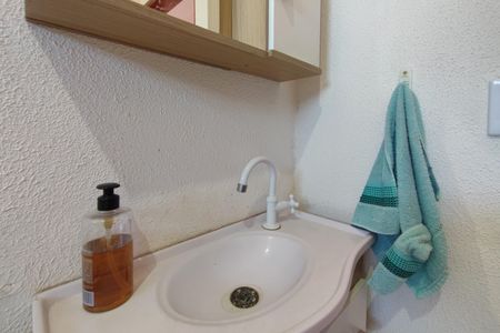 Casa à venda com 170m², 3 quartos e 4 vagasBanheiro Social