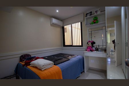 Apartamento à venda com 121m², 3 quartos e 2 vagasQuarto 2
