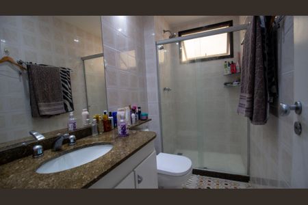 Apartamento à venda com 121m², 3 quartos e 2 vagasBanheiro da Suíte