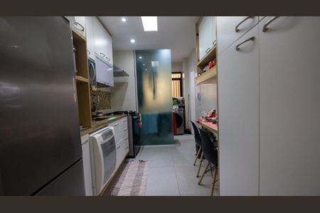 Apartamento à venda com 121m², 3 quartos e 2 vagasCozinha e Área de Serviço