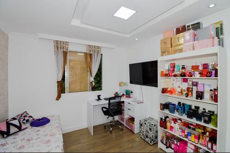 Apartamento à venda com 81m², 2 quartos e 1 vagaQuarto 1