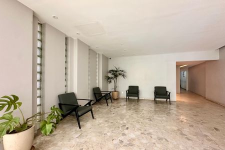 Apartamento à venda com 80m², 2 quartos e sem vaga Apartamento à venda com 80m², 2 quartos e sem vagaPortaria