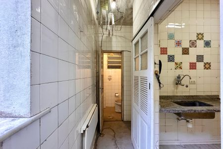 Apartamento à venda com 80m², 2 quartos e sem vaga Apartamento à venda com 80m², 2 quartos e sem vagaÁrea de Serviço